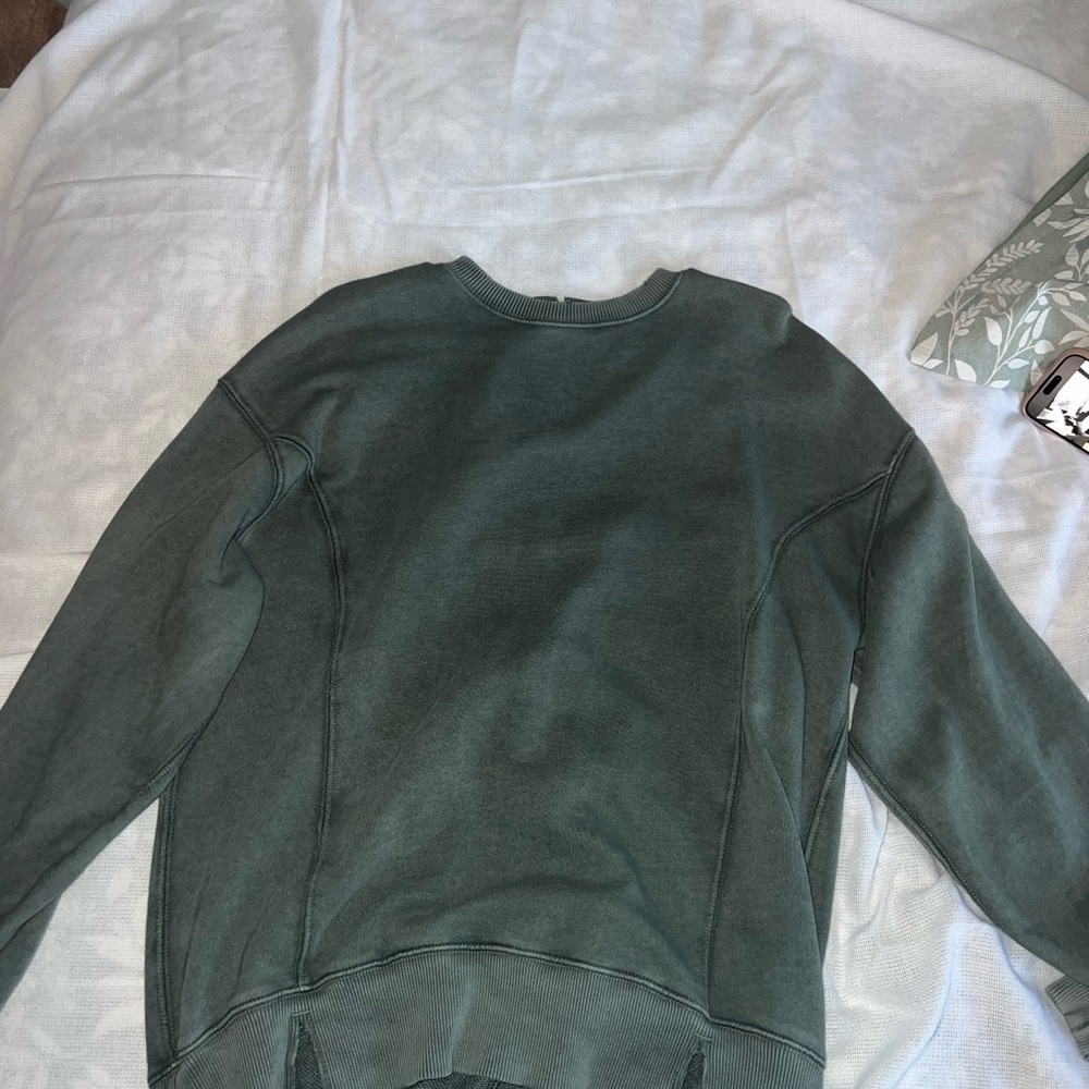 Women’s  Green Sweater